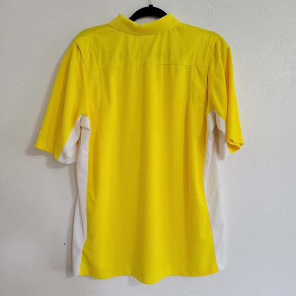 Columbia Men's Titanium Collared Polo with Venting Panels - Picture 2 of 8